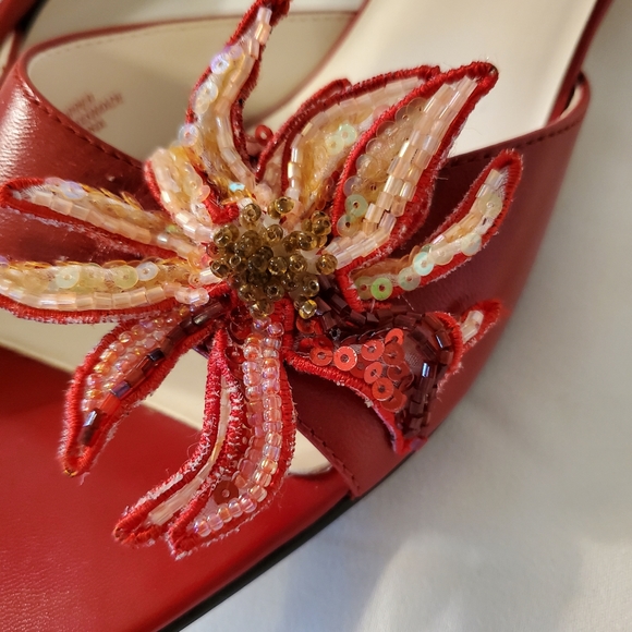 Anne Klein Heels - Picture 5 of 8